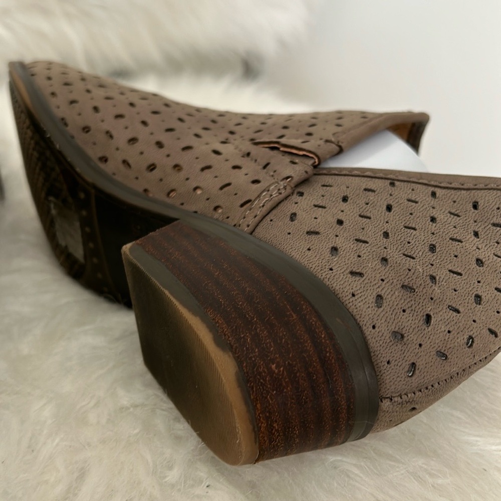 Lucky Brand Booties Sz 8 1/2 - Picture 7 of 13